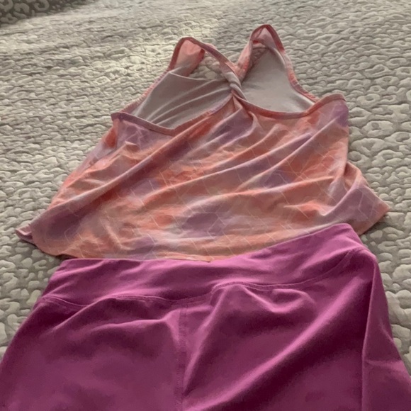 Girls - Picture 6 of 6